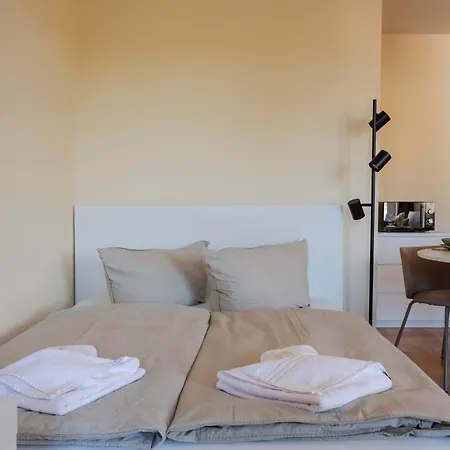 Mitte - U-bahn Leopoldplatz *